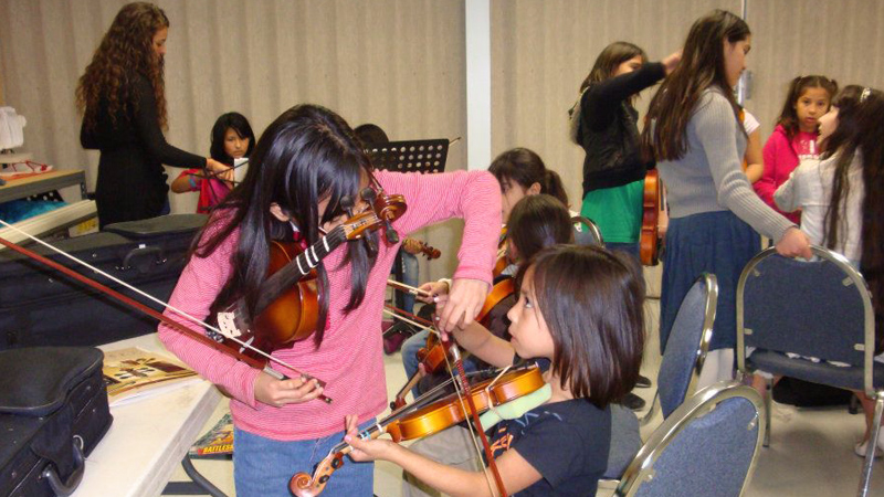 children playing instruments
