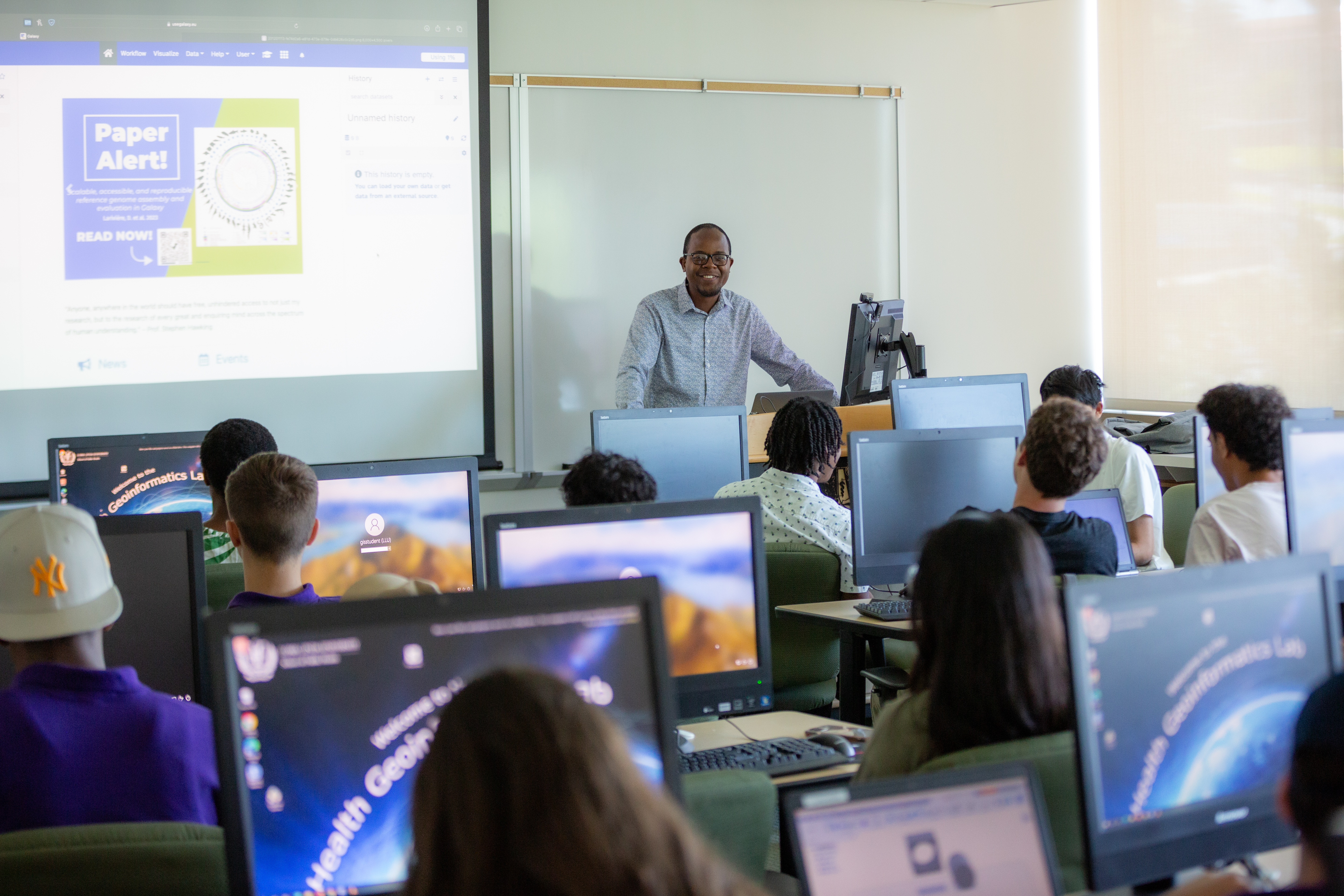 EXSEED Student Conference students in the computer lab