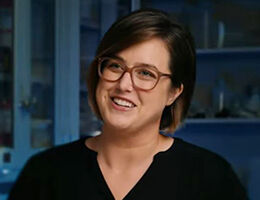 image of Dr. Lorraine Siebold 